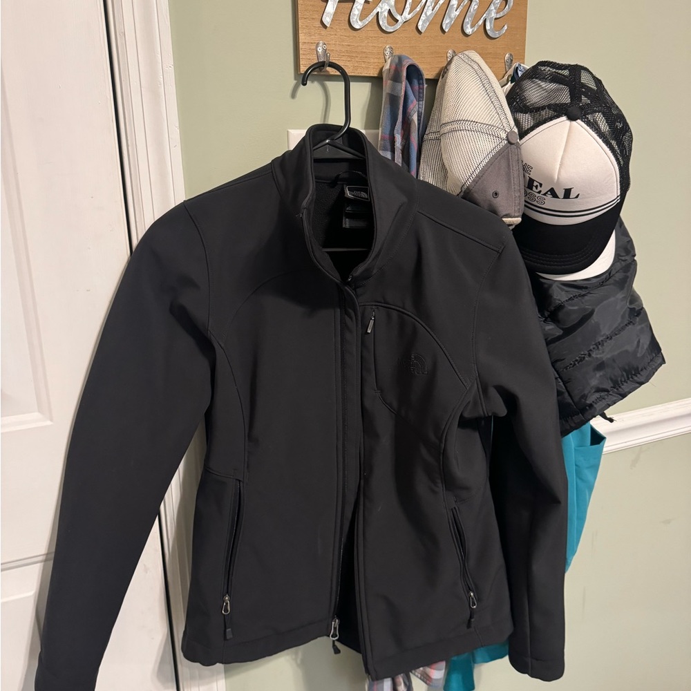The north face women’s apex jacket